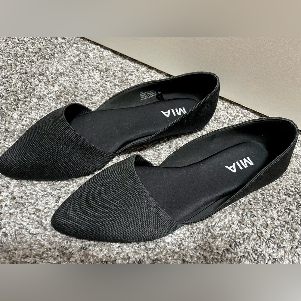 MIA Black slip ons flats